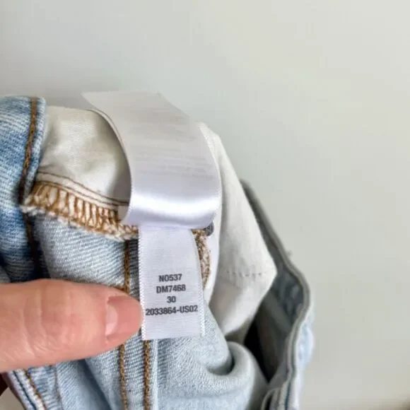 Madewell Curvy Perfect Vintage Jean - Light Wash | Size 30 - Picture 9 of 9